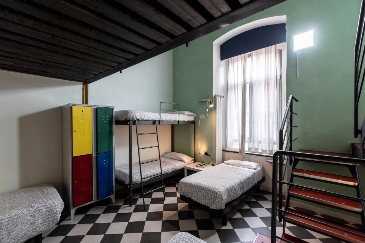 Fabric Hostel Portici Kültér fotó